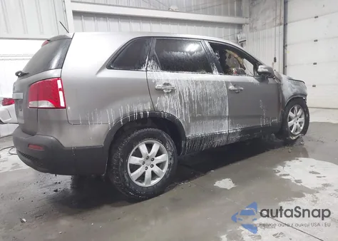 2011 Kia Sorento Lx from USA, damaged, VIN 5XYKTCA17BG157112